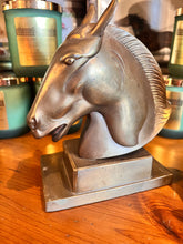 Load image into Gallery viewer, PR Frankart Metal Horse Bookends