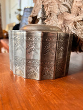 Load image into Gallery viewer, Vintage Silver Plate Metal Trinket Box