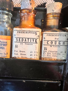 Antique, 1924 apothecary medical kit