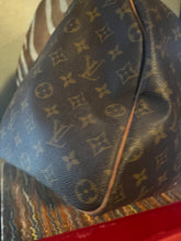 Load image into Gallery viewer, Vintage Louis Vuitton Boston bag