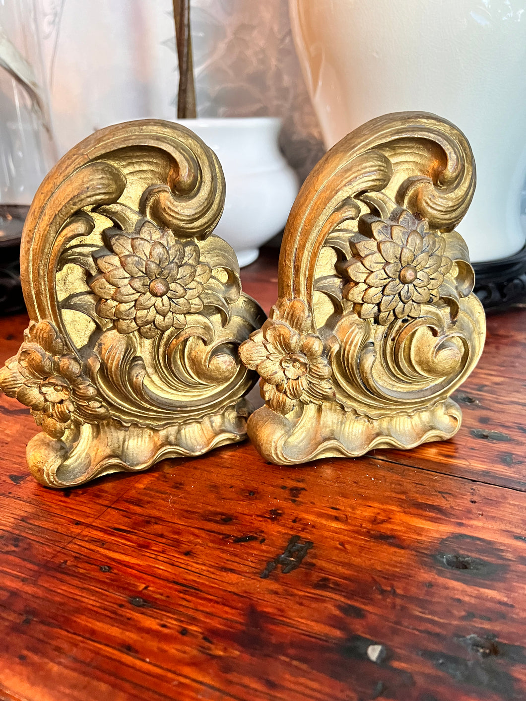 Vintage Syroco Wood Bookends